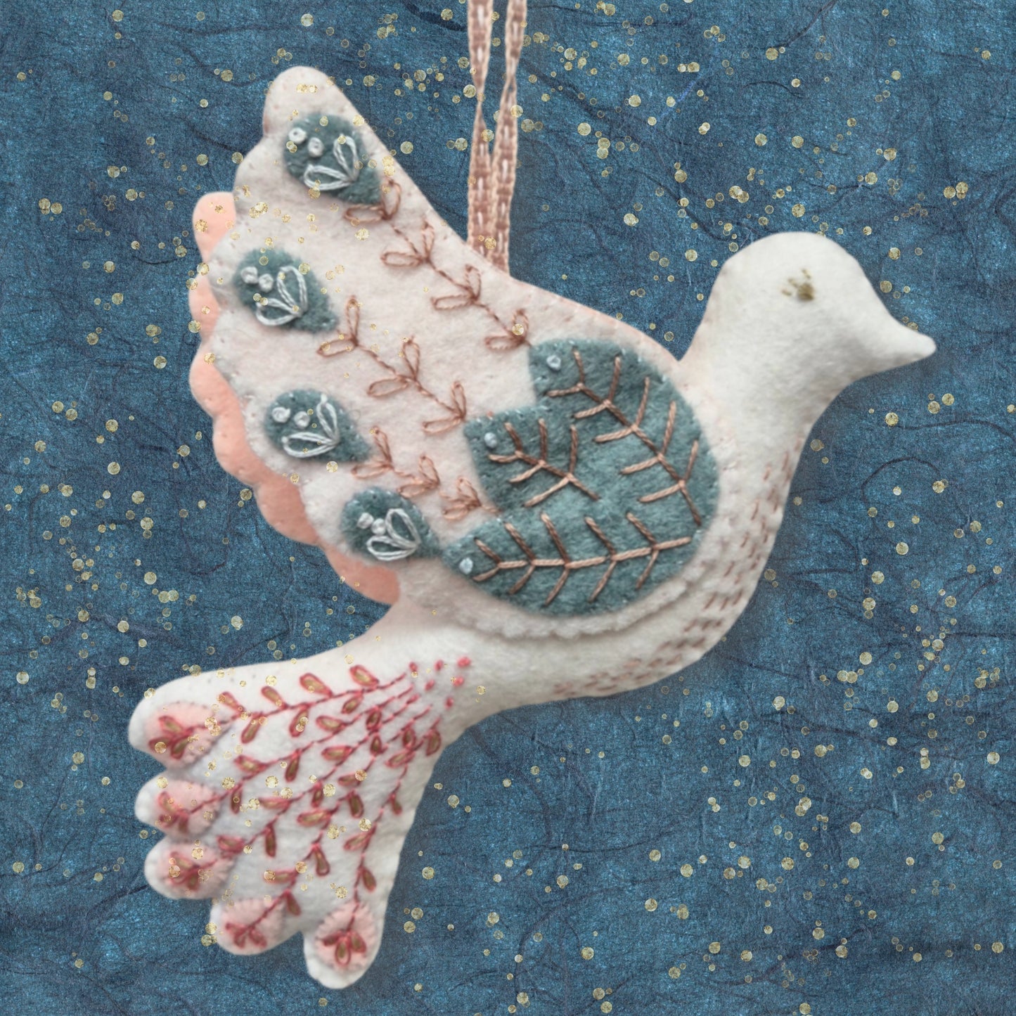 Folk Dove Felt Craft Mini Kit