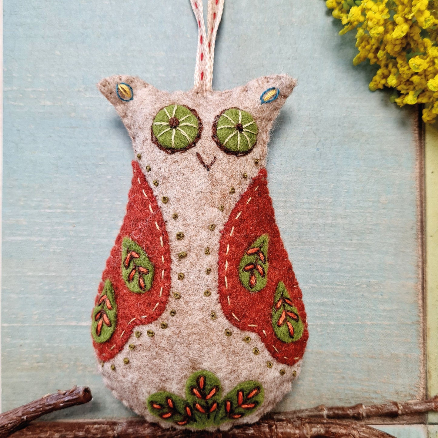 Folk Owl Felt Craft Mini Kit
