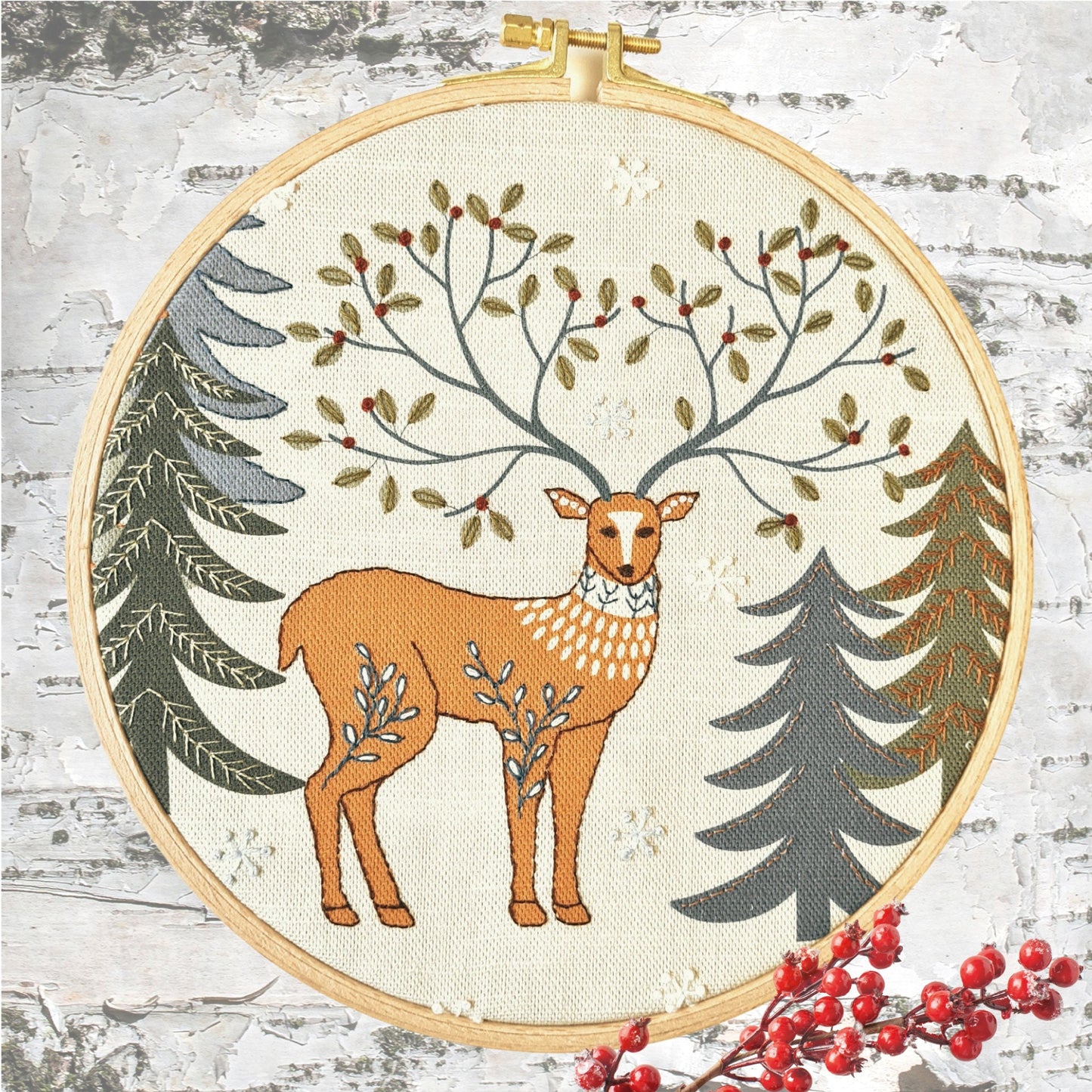 Printed Linen Embroidery Kit King of the Woods