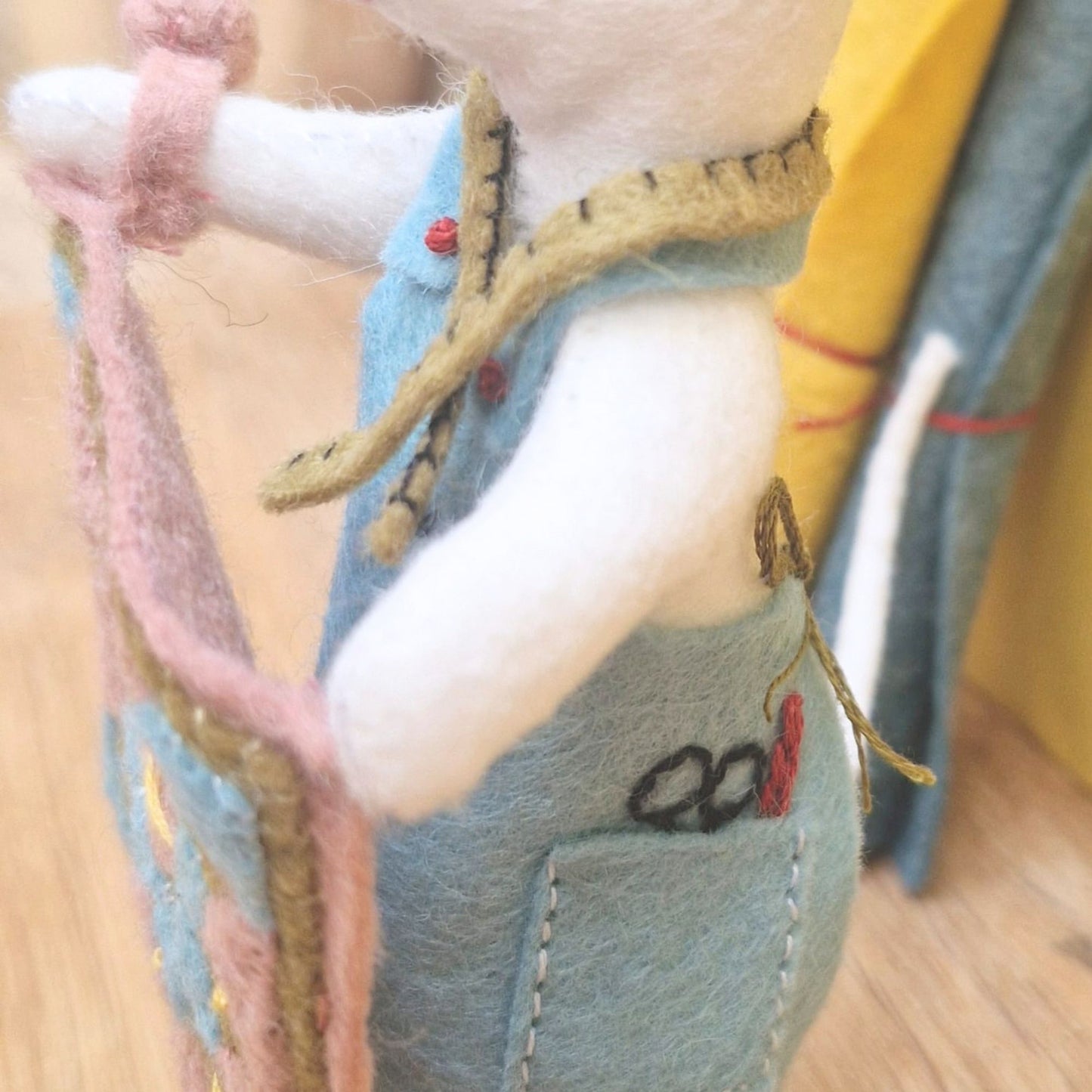 Little Mouse Makes a Quilt Felt Craft Mini Kit