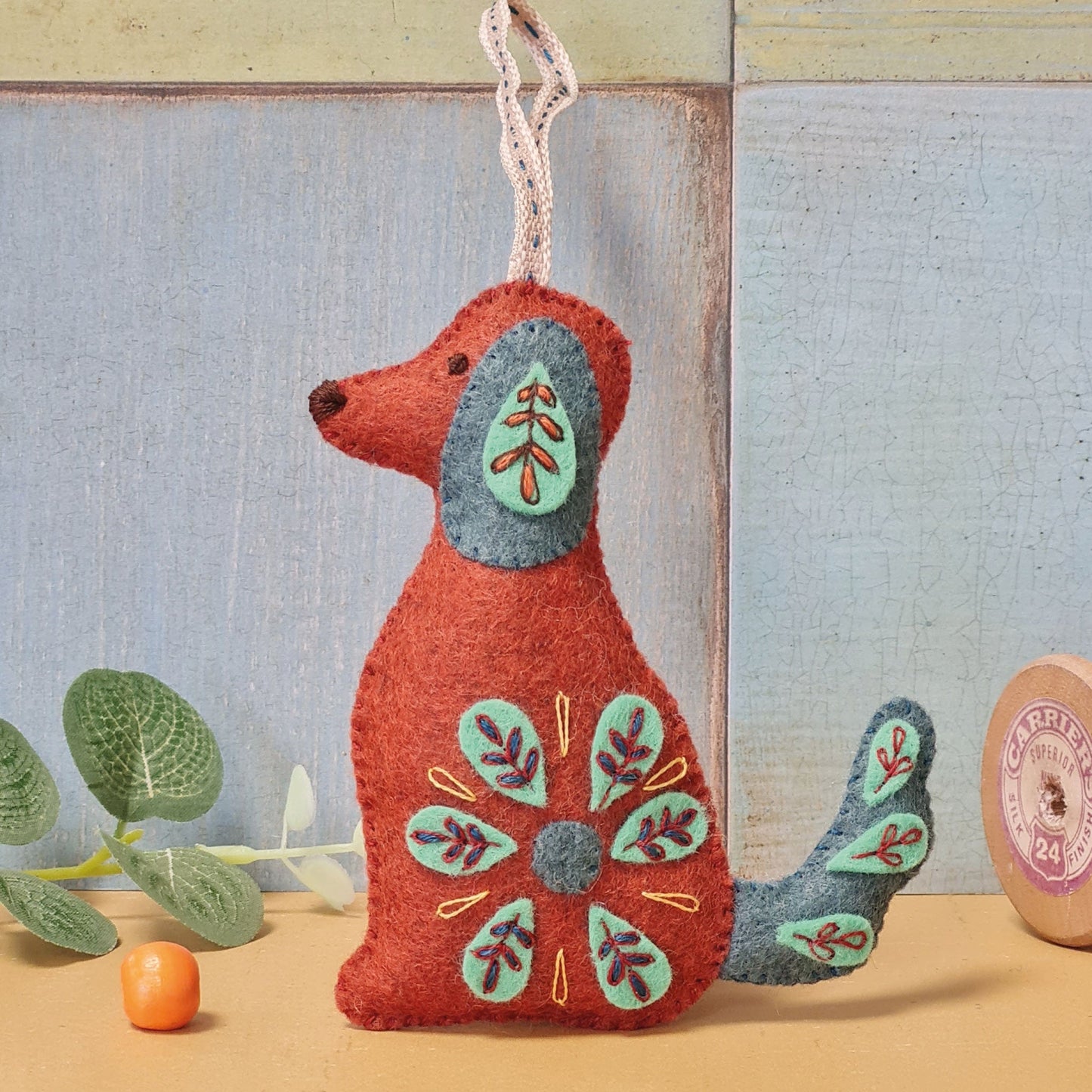 Folk Dog Felt Craft Mini Kit